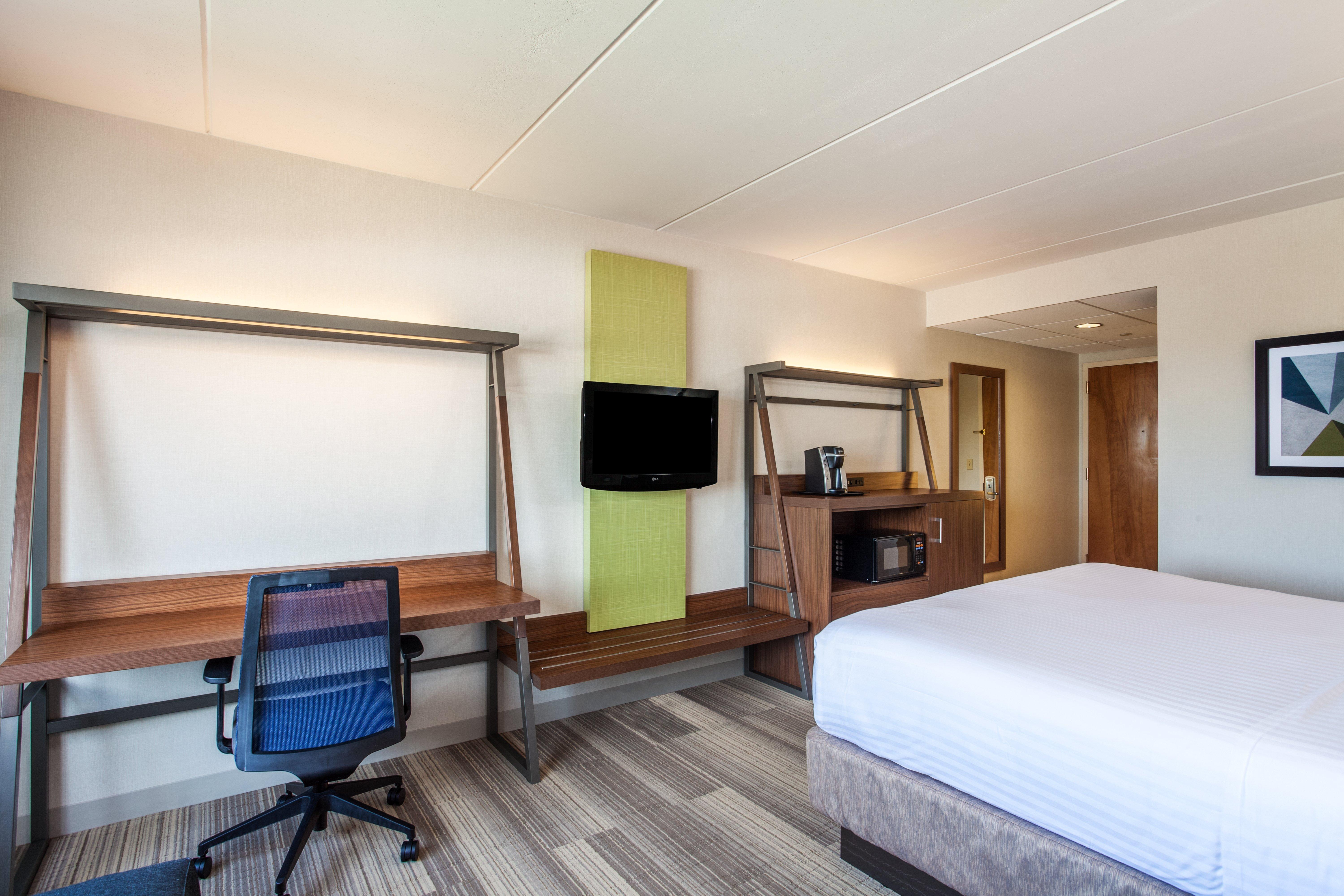 Holiday Inn Express Hauppauge-Long Island By Ihg Exterior photo